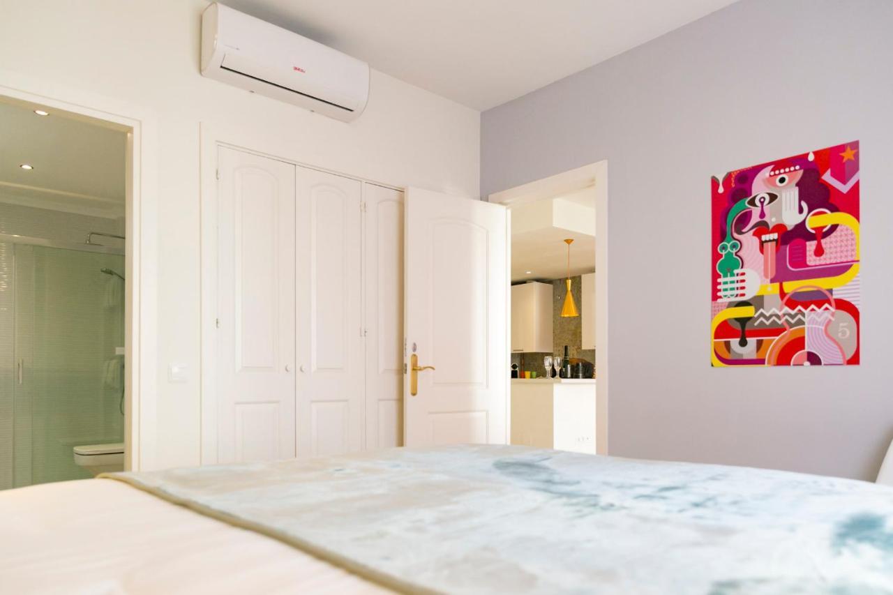 Agua V & Seasonal Pool By Ele Apartments Malaga Bagian luar foto